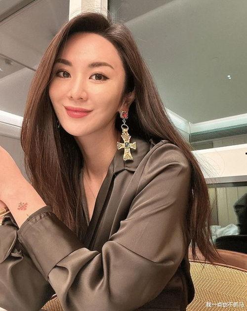 明星吃网红的瓜